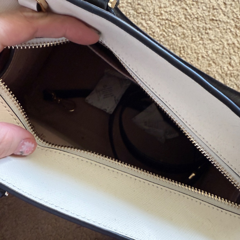 BNWT Kate Spade Purse - Picture 3 of 3